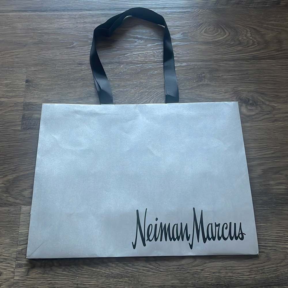 Neumann Marcus bag